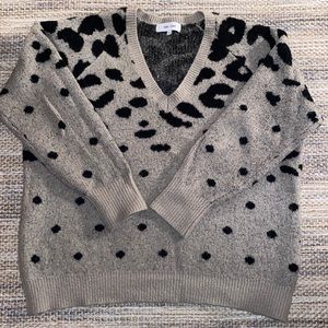 V neck cozy animal print sweater!